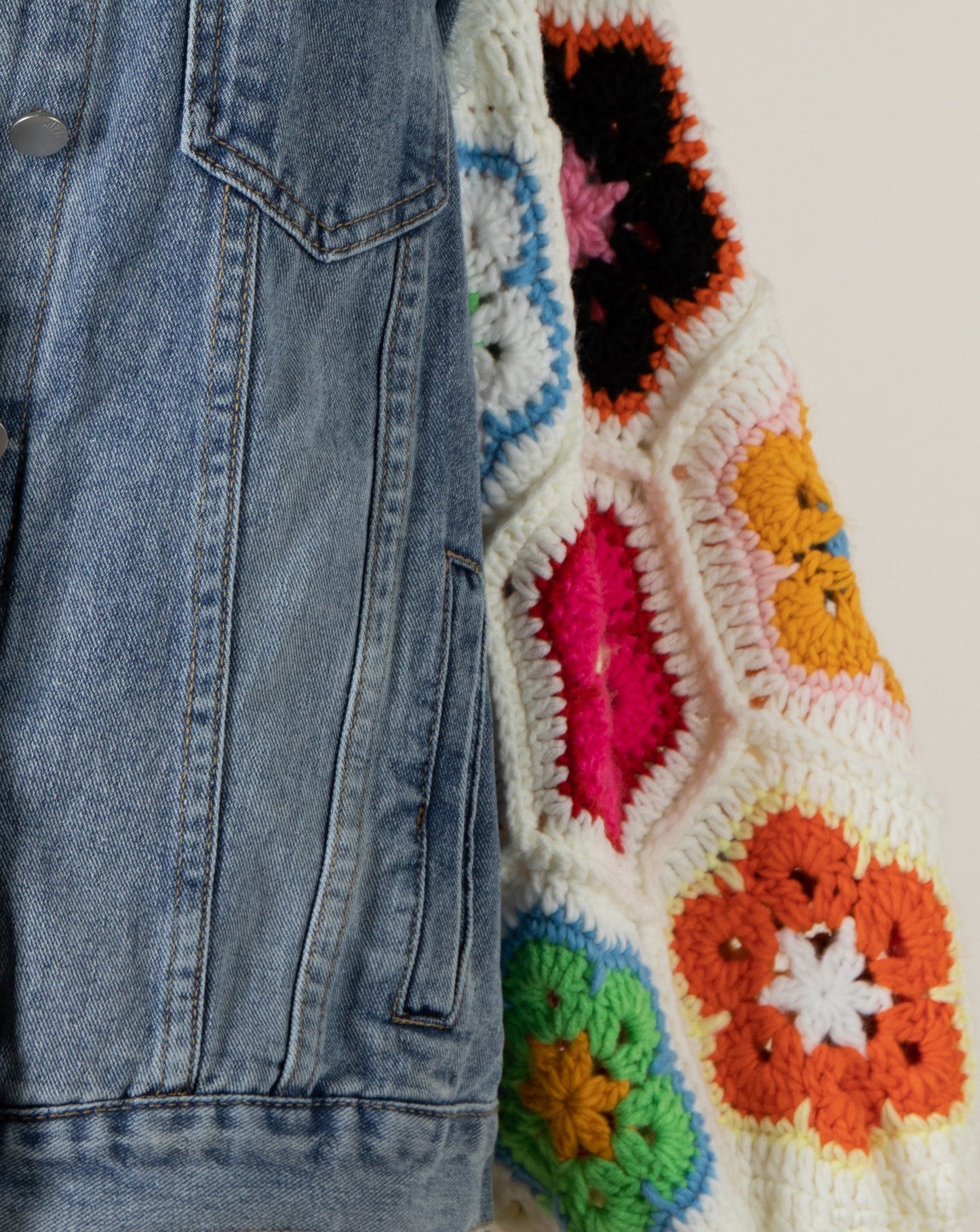 DENIM JACKET FLOWER GRANNY SQUARE CROCHET SLEEVES