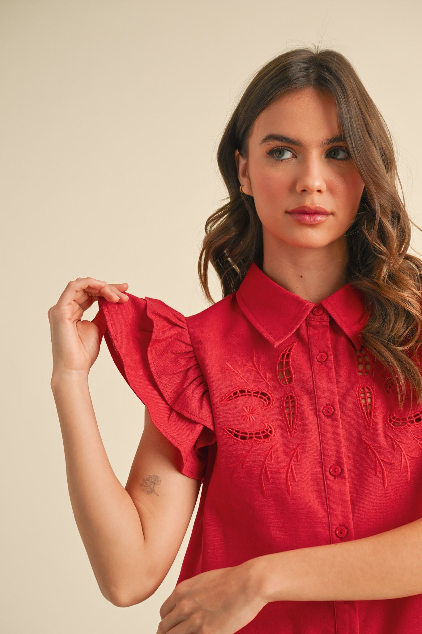 EMBROIDERED CUT OUT BUTTON DOWN TOP